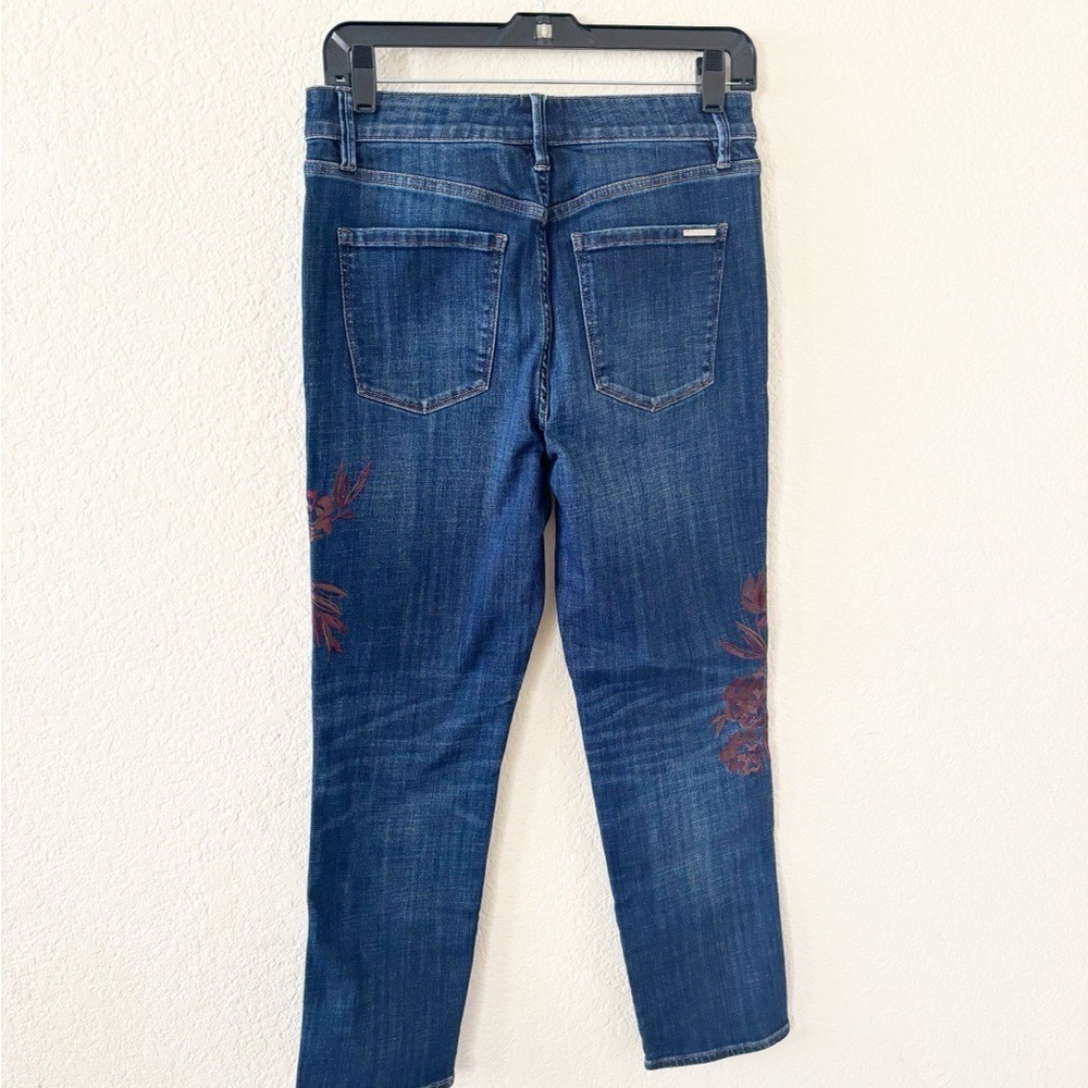 WHBM Everyday Soft Floral Embroidered High Rise Straight Jean - Picture 3 of 12